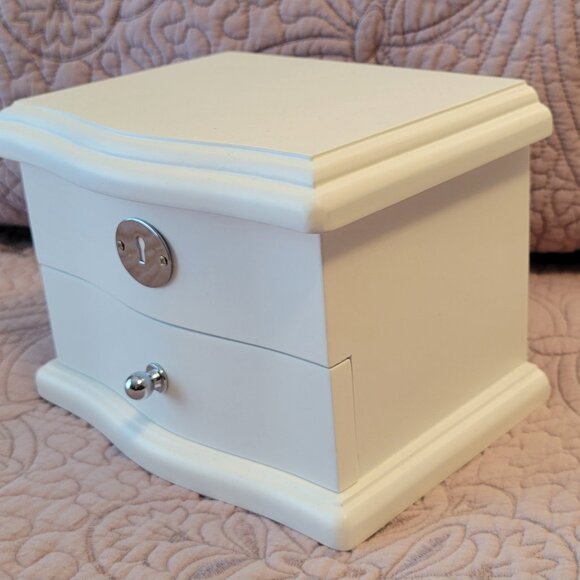 Ballerina Jewelry Box - White - Girls - $30 - Picture 3 of 9